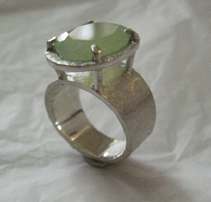 Ring Calzedon oval klein